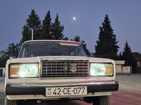 LADA (VAZ) 2107 2009