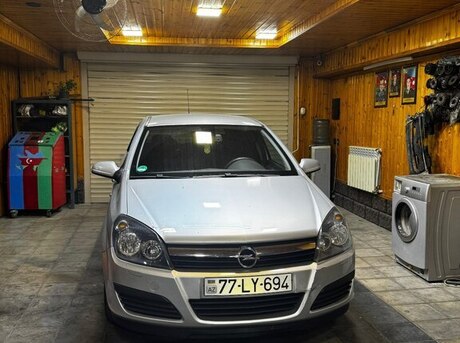 Opel Astra 2006