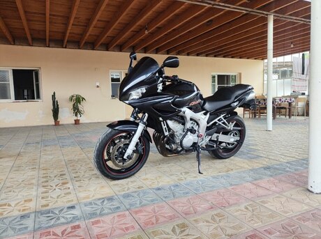 Yamaha Fazer 600S