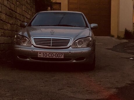 Mercedes S 320