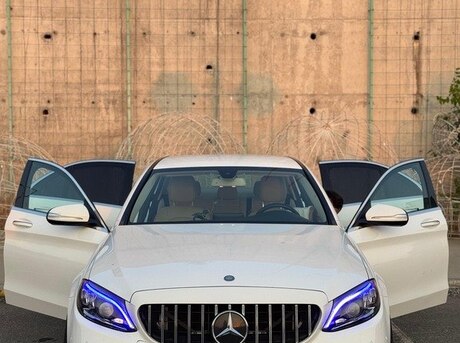 Mercedes C 300