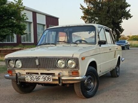 LADA (VAZ) 2103 1981