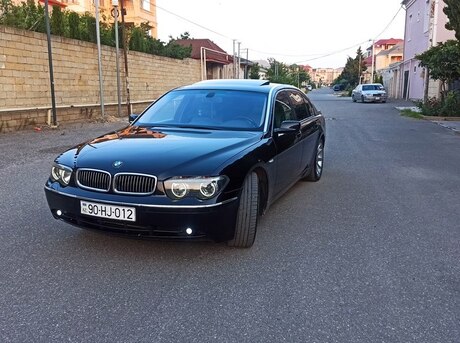 BMW 745 2002