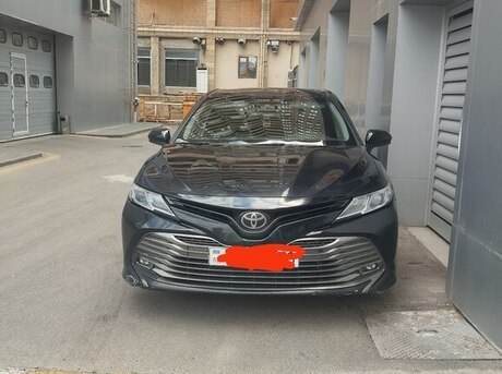 Toyota Camry 2017
