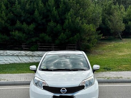 Nissan Note 2015