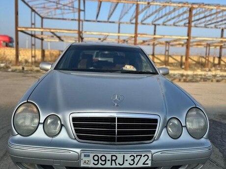 Mercedes E 200 2000