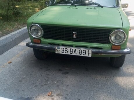 LADA (VAZ) 21011 1981