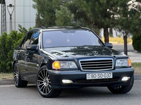 Mercedes C 230