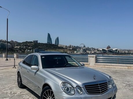 Mercedes E 240 2002