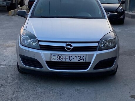 Opel Astra 2004