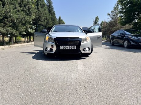 Chevrolet Cruze 2011