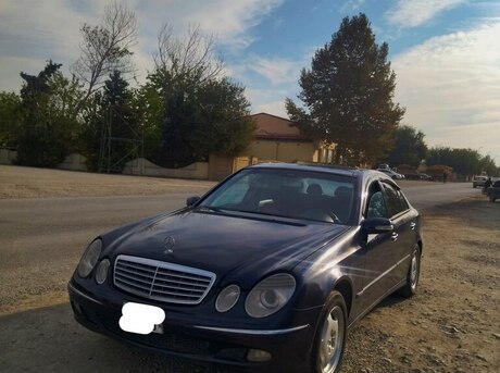 Mercedes E 240 2002