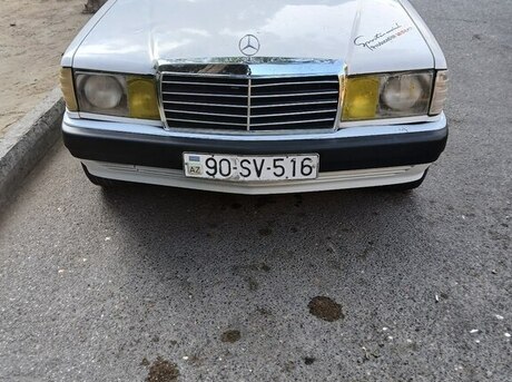 Mercedes 190 1990