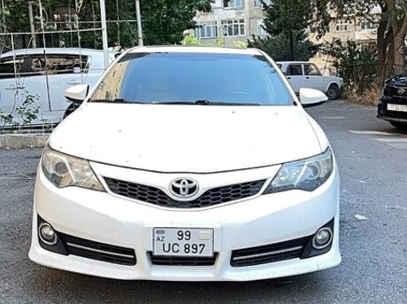 Toyota Camry 2012