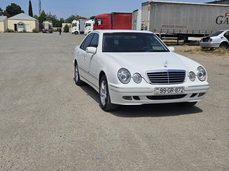 Mercedes E 240 2000