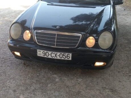 Mercedes E 220 d 2001