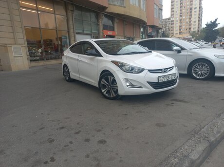 Hyundai Elantra 2016
