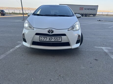 Toyota Prius C 2012