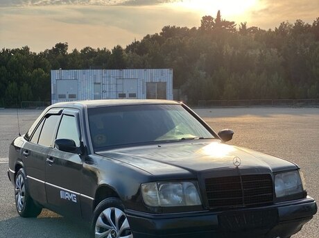 Mercedes E 200
