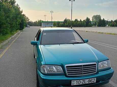 Mercedes C 180