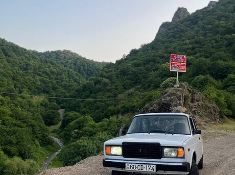 LADA (VAZ) 2107 2004