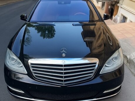 Mercedes S 350 4MATIC 2011