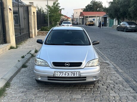 Opel Astra 2005