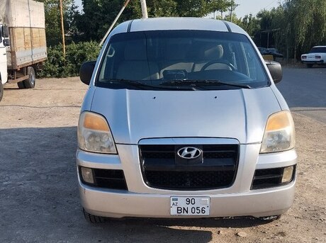 Hyundai H-1 2005