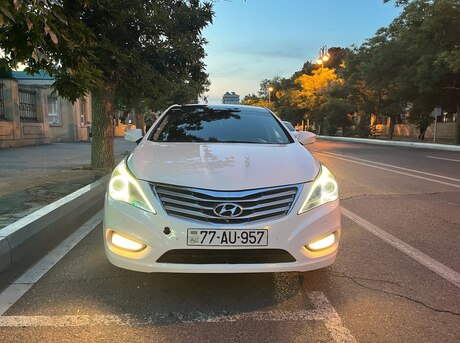 Hyundai Grandeur 2012