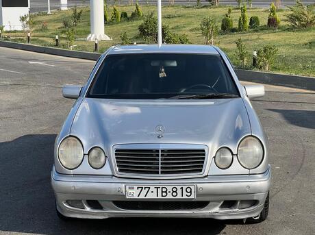 Mercedes E 240 1998