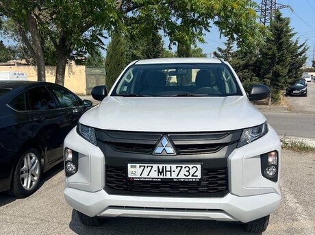 Mitsubishi L200 2022