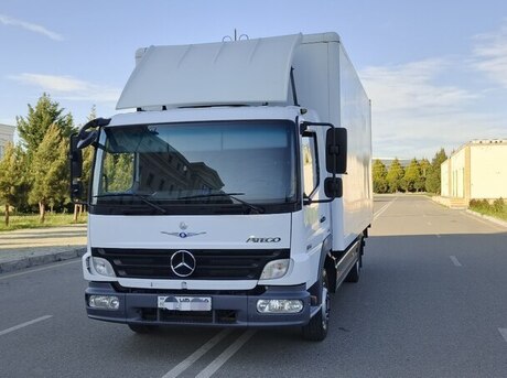 Mercedes Atego 818 2009
