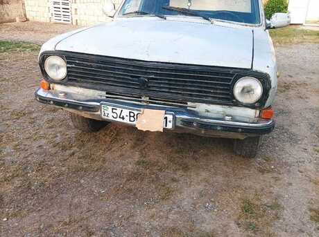 GAZ 24 1990