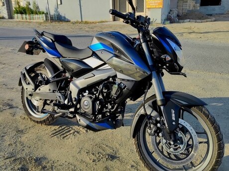 Bajaj Pulsar NS 200