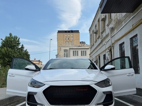 Hyundai Elantra 2017