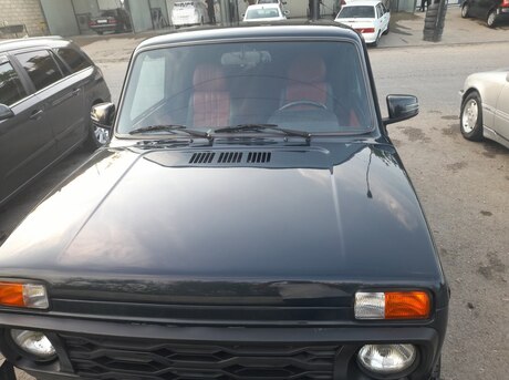 LADA (VAZ) Niva 2013