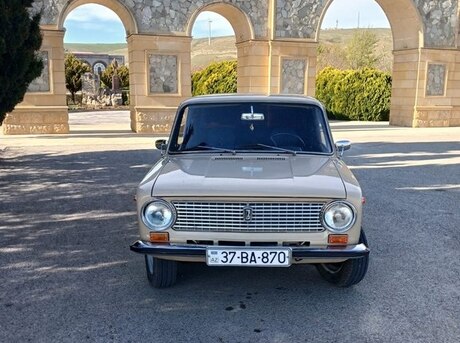LADA (VAZ) 21011 1984