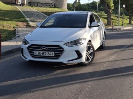 Hyundai Elantra 2016