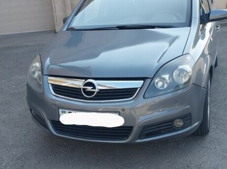 Opel Zafira 2005