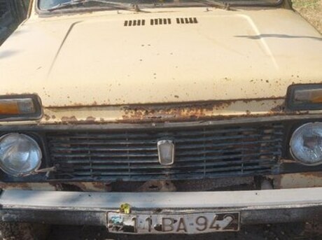 LADA (VAZ) Niva 1988