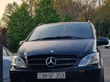 Mercedes Viano