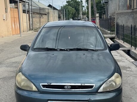 Kia Rio 2001
