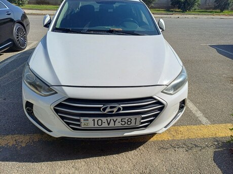 Hyundai Avante 2016