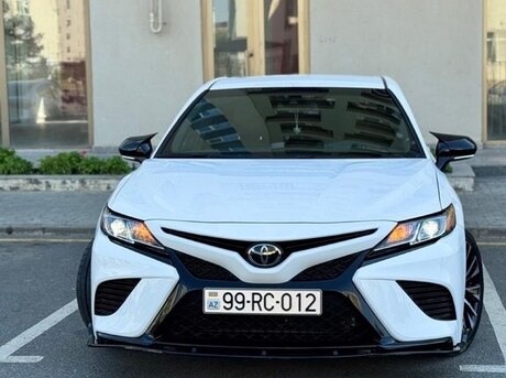 Toyota Camry 2018