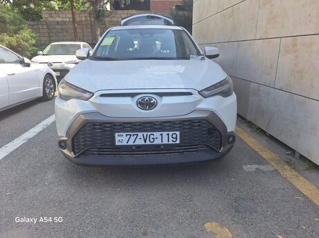 Toyota  2025