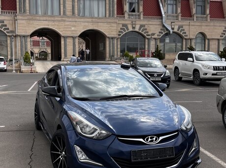 Hyundai Elantra 2015