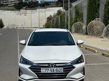 Hyundai Elantra 2020