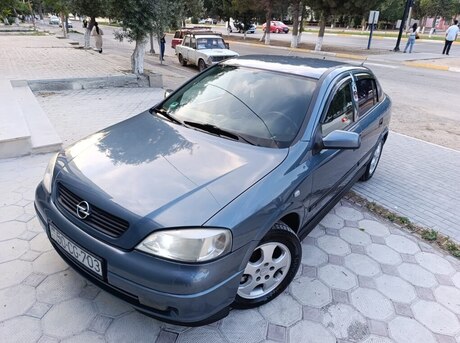 Opel Astra 1999