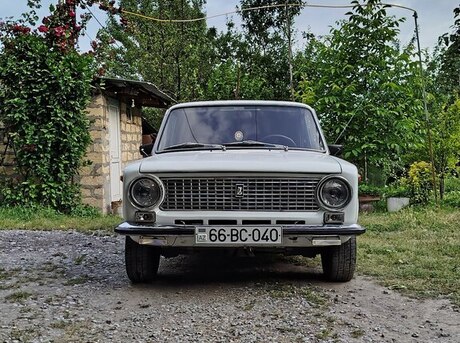 LADA (VAZ) 21011 1980