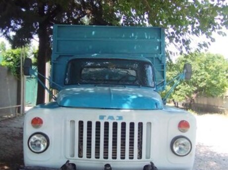 GAZ 53